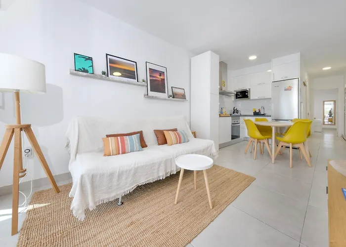 La Docta 112 Senator - Pool View By Lanzarote * Costa Teguise