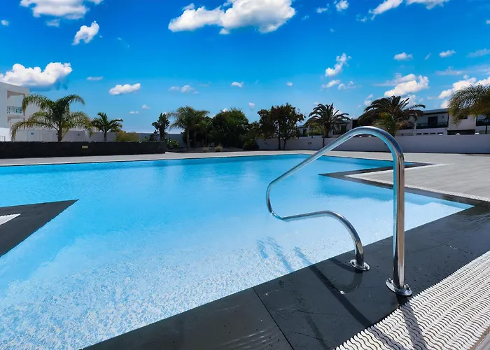 La Docta 112 Senator - Pool View By Lanzarote Vakantiehuis *